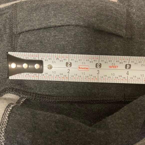 Gap Fit gray leggings excellent used condition. - Picture 5 of 6